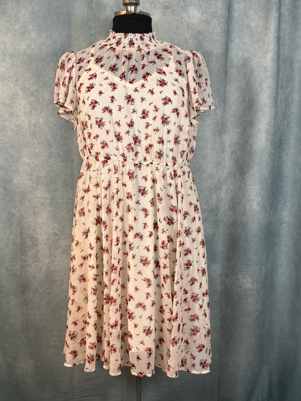 Torrid cream floral chiffon garden midi dress